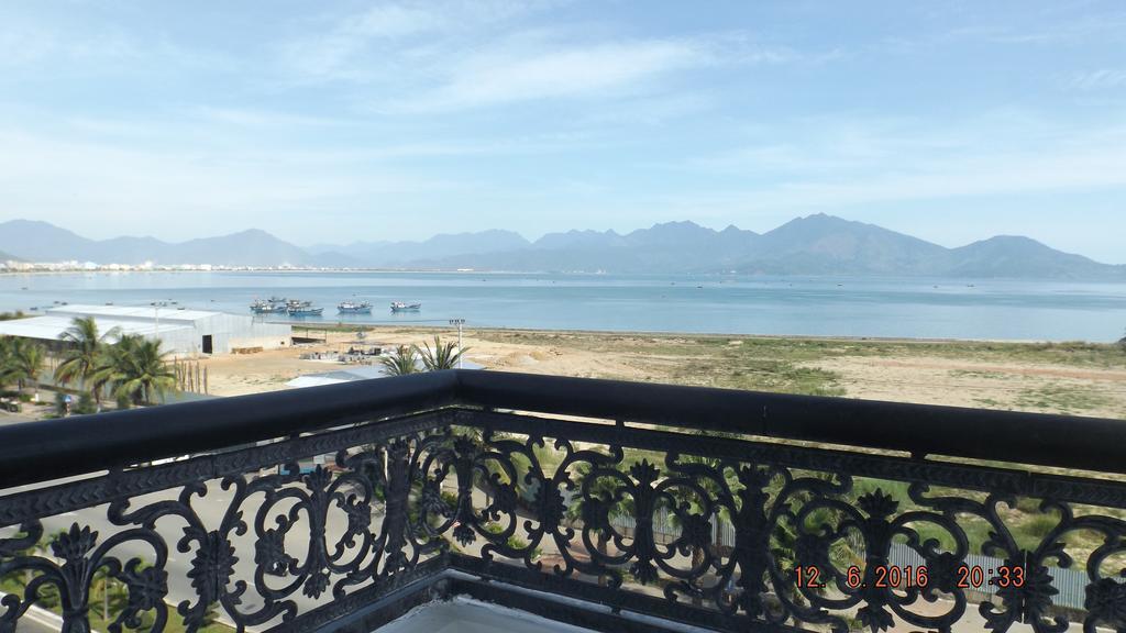 Rosa Bayside Guesthouse Da Nang Esterno foto